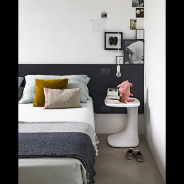 Tavolino in plastica Font di Kristalia