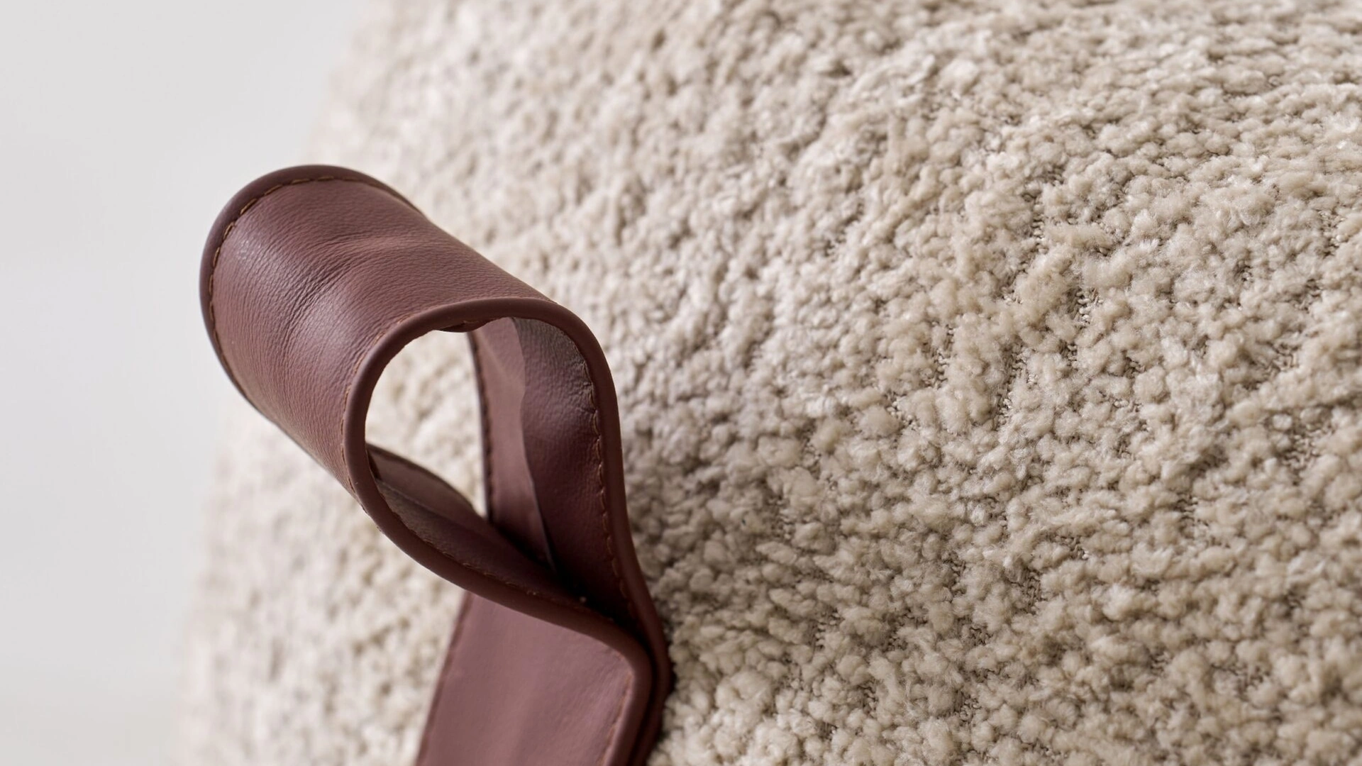 Pouf Domino in tessuto di Modesign