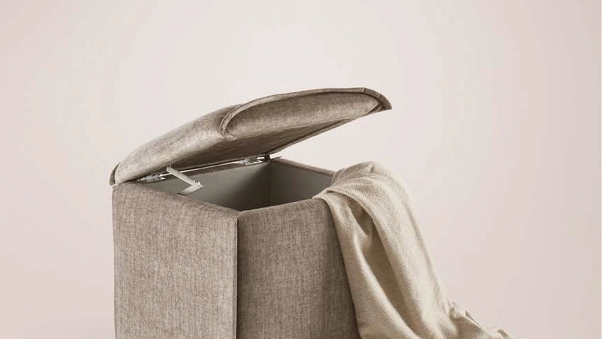 Pouf contenitore Ecrin di Rosini Night