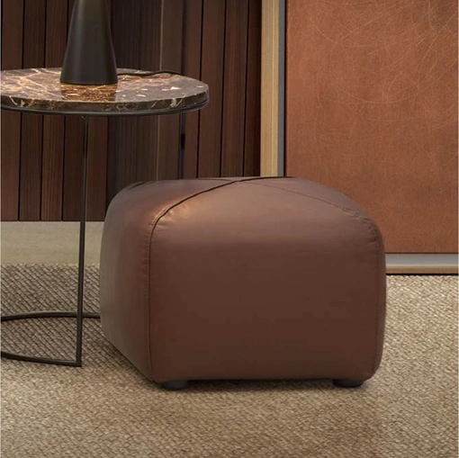 Pouf Teti in pelle di Rosini Night