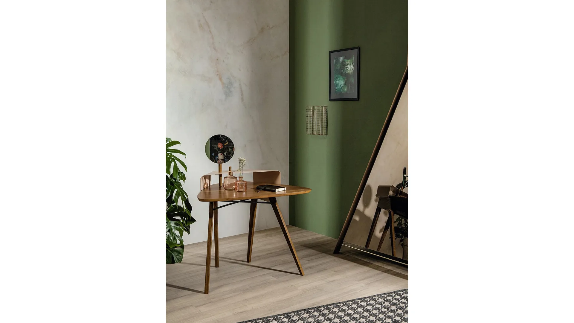 Scrittoio Nipper in legno e metallo di Tonin Casa