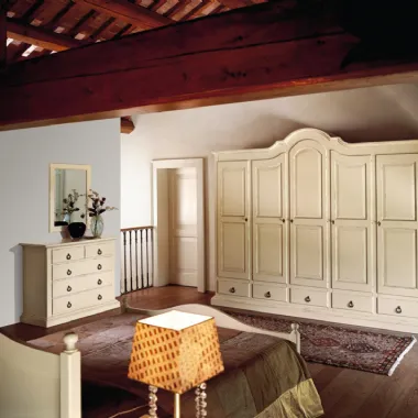 Armadio classico a muro con ante battenti in legno laccato Asso di Tonin Casa