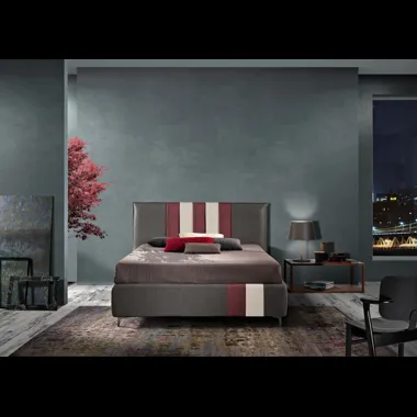 Letto Stripes in ecopelle di Artigianaletti