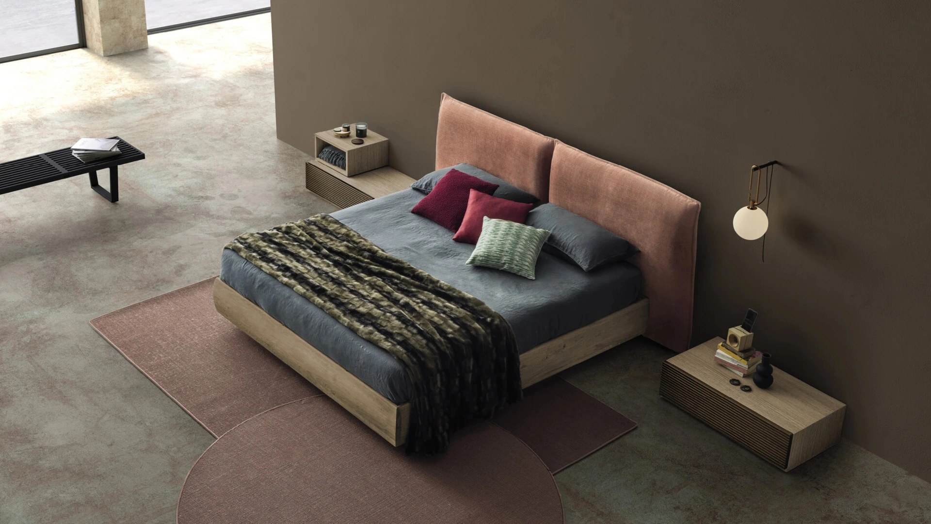 Letto Chloè con testiera imbottita di Devina Nais