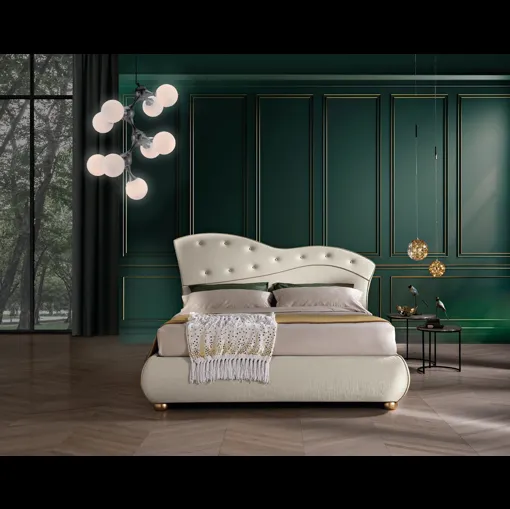 Letto imbottito con testiera sagomata e trapuntata Fly di Artigianaletti