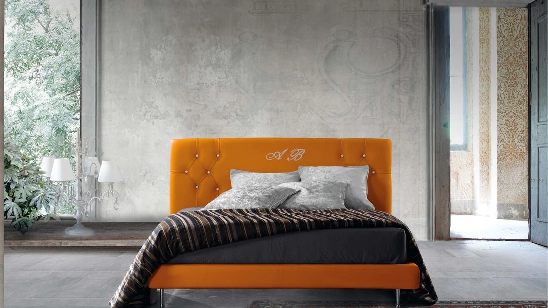 Letto in pelle Athena di Lettissimi
