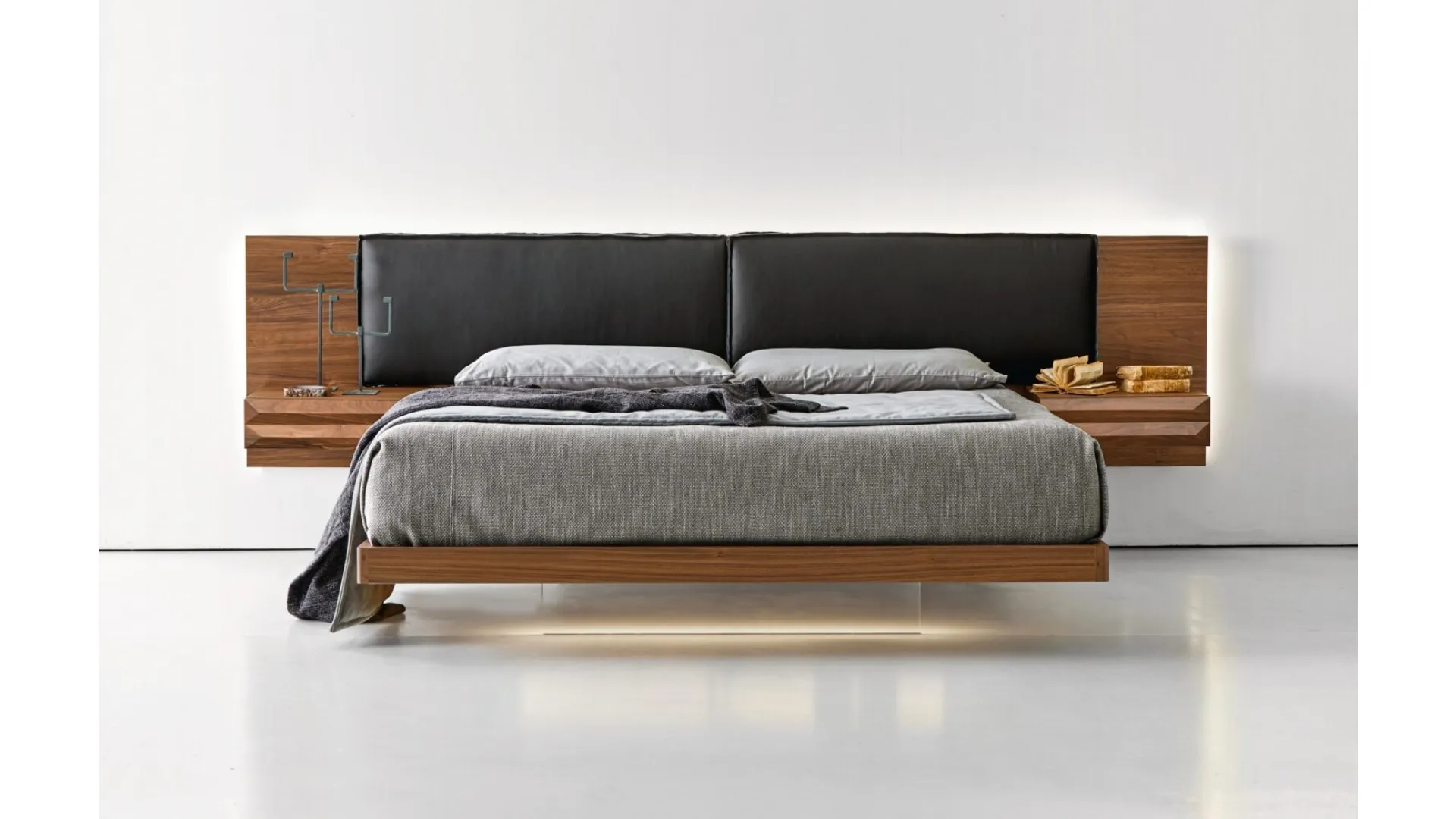 Letto York Soft Fluttuante di Modesign