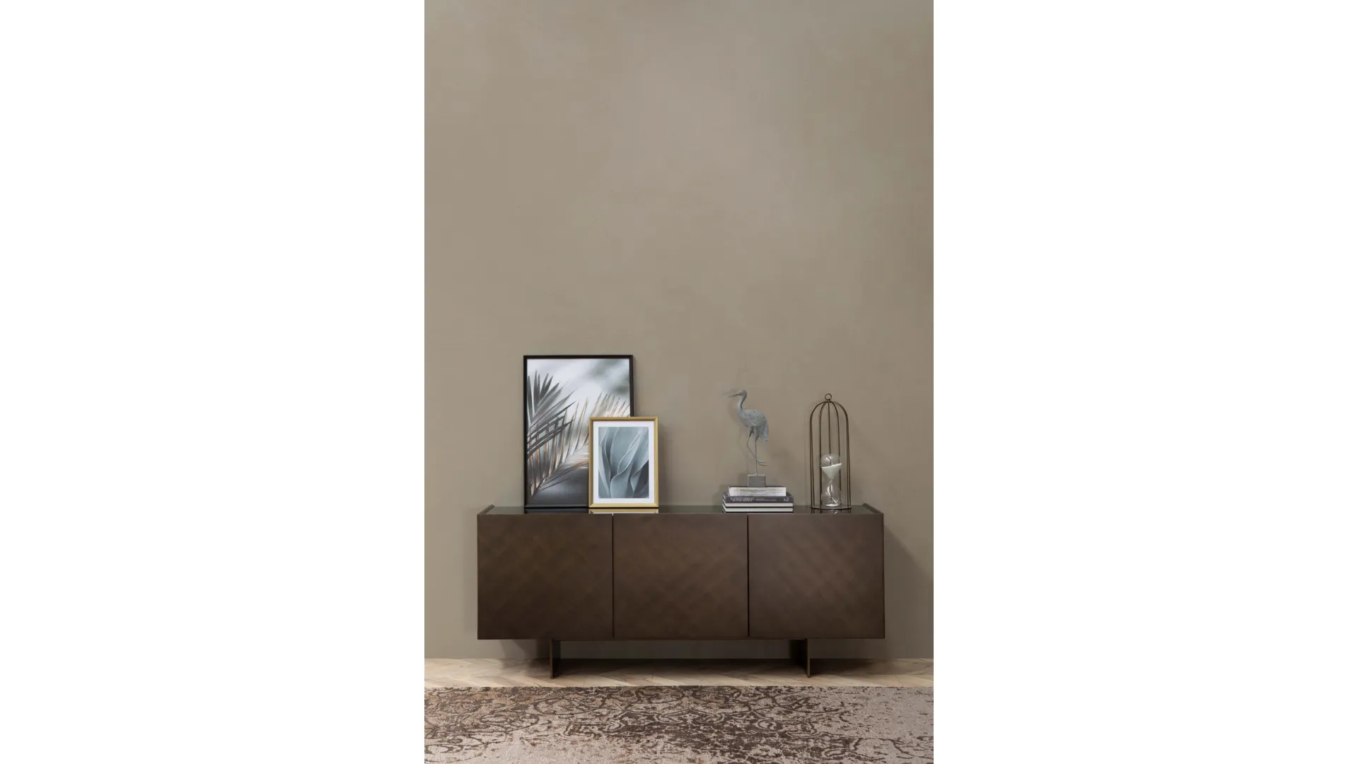 Madia Coated in legno con lavorazione spazzolata di Tonin Casa
