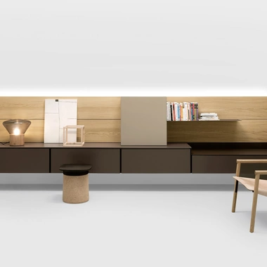 Mobile Porta Tv Avenue System Suspended di Kristalia