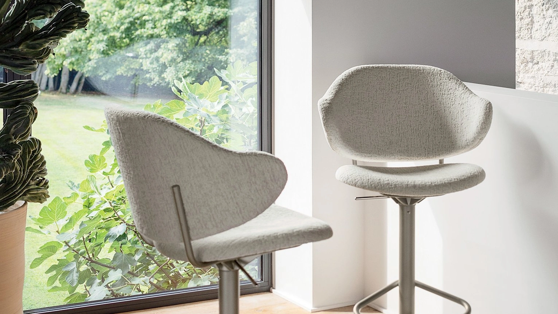 Sgabello regolabile Holly di Calligaris
