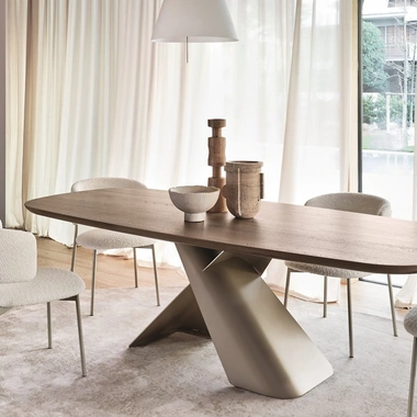 Tavolo Axiom legno di Calligaris