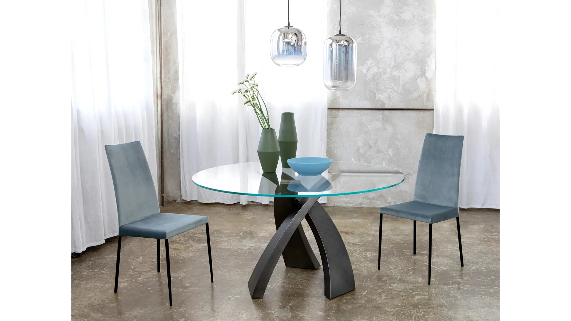 Tavolo rotondo Eliseo Brushed con top in vetro di Tonin Casa
