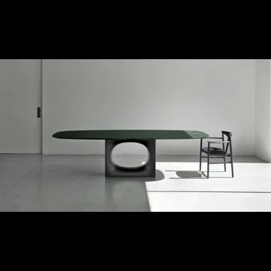 Tavolo Holo di Kristalia