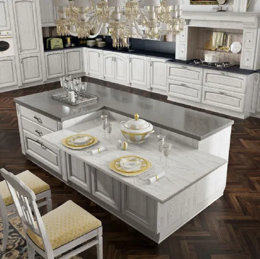 Cucina Classica angolare con isola Gold Elite 07 in impiallacciato Frassino finitura Bianco Argento di Home Cucine