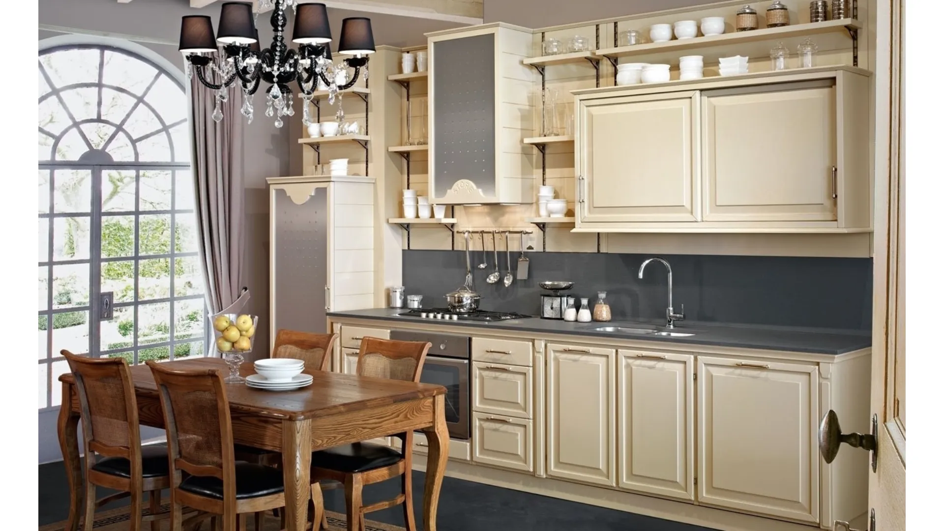 Cucina Classica Store in legno laccato Beige di Le Cucine dei Mastri