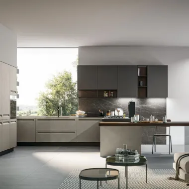 Cucina Moderna in Pet e laminato con penisola Tekna 05 di Arredo3